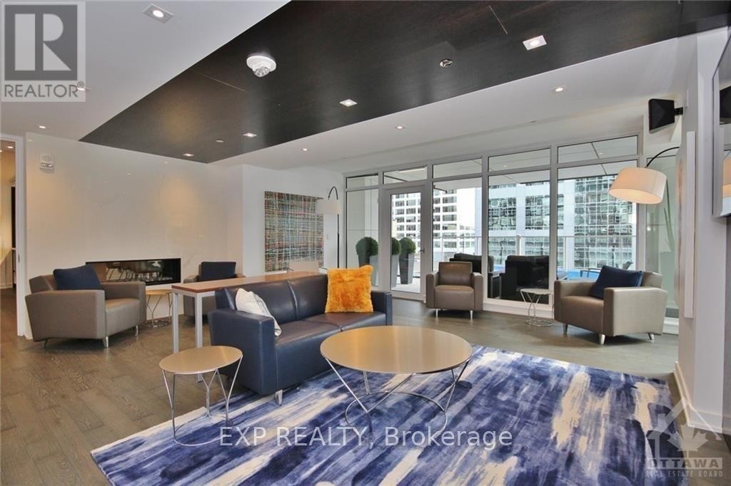 












2102 - 199 SLATER STREET

,
Ottawa,




Ontario
K1P0C8

