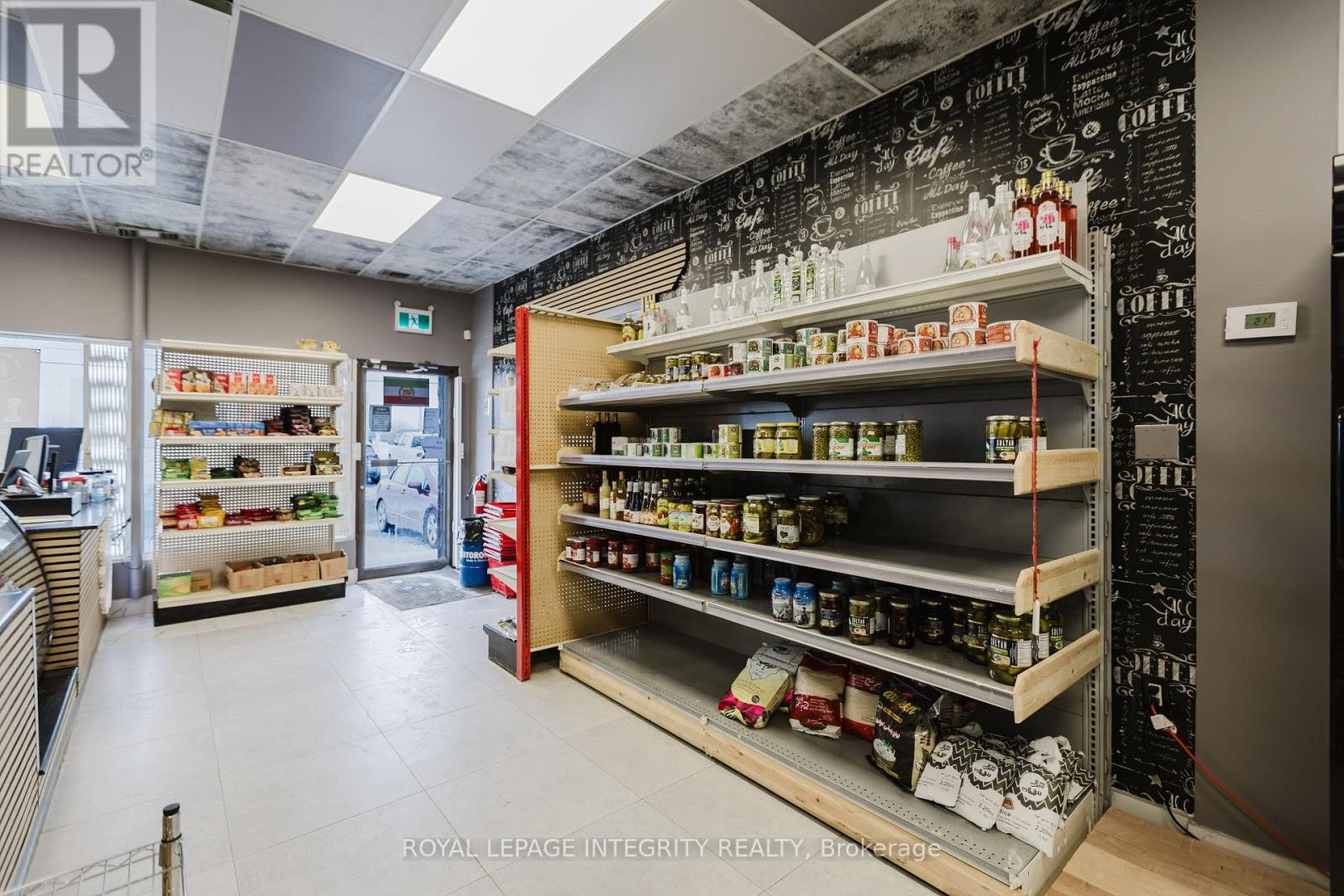 












11 - 1950 MERIVALE ROAD

,
Ottawa,




Ontario
K2G5T5

