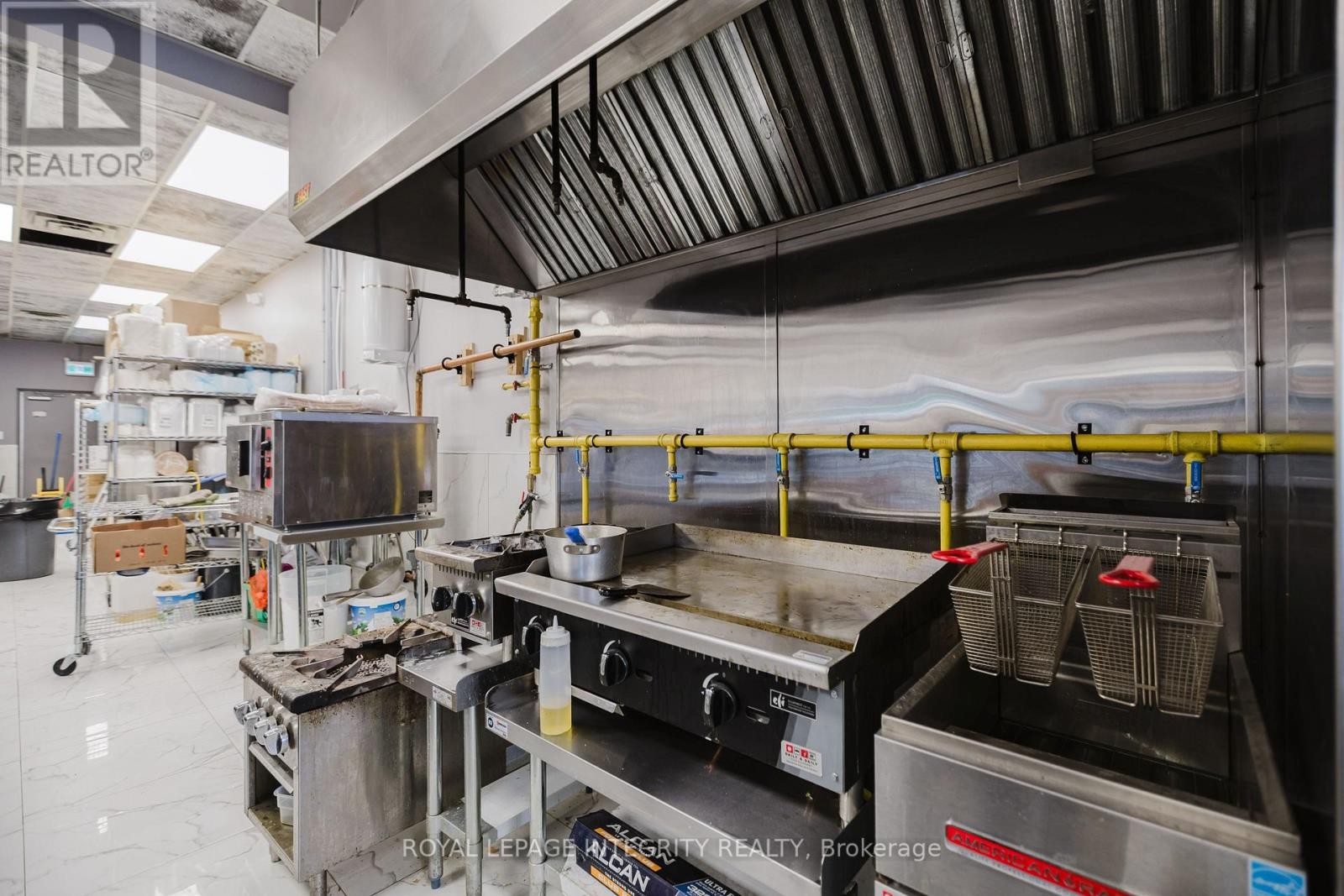 












11 - 1950 MERIVALE ROAD

,
Ottawa,




Ontario
K2G5T5

