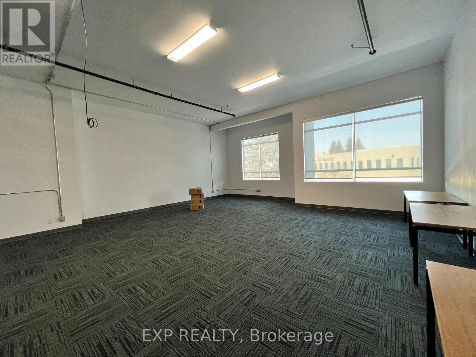 












203 - 65 DENZIL DOYLE COURT

,
Ottawa,




Ontario
K2M2G8

