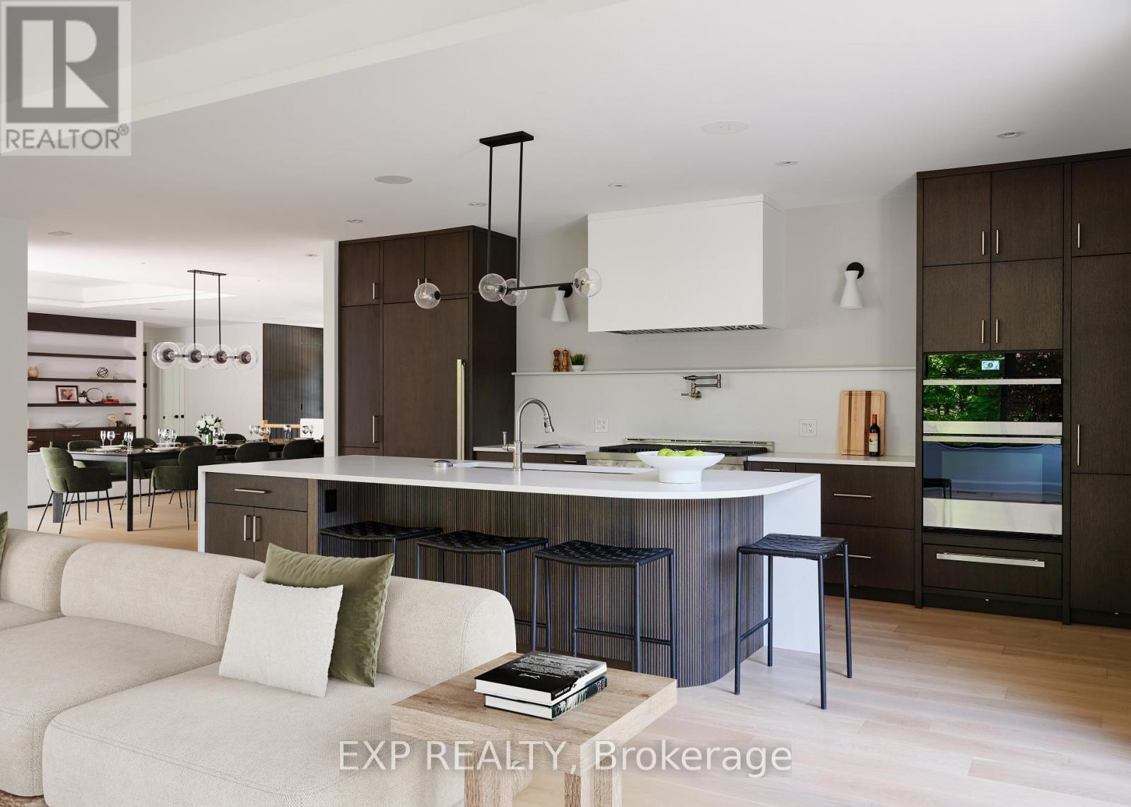 












26 CLOVELLY ROAD W

,
Ottawa,




Ontario
K1J6M2

