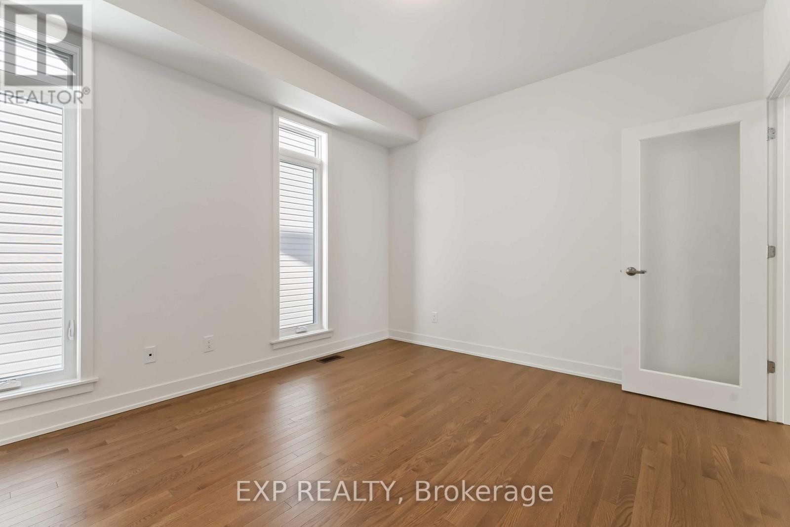 












1752 ROTTERDAM CIRCLE

,
Ottawa,




Ontario
K2W1A5

