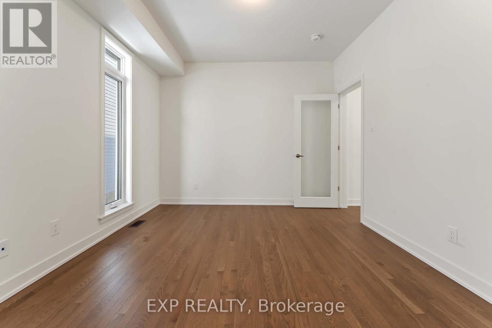 












1752 ROTTERDAM CIRCLE

,
Ottawa,




Ontario
K2W1A5

