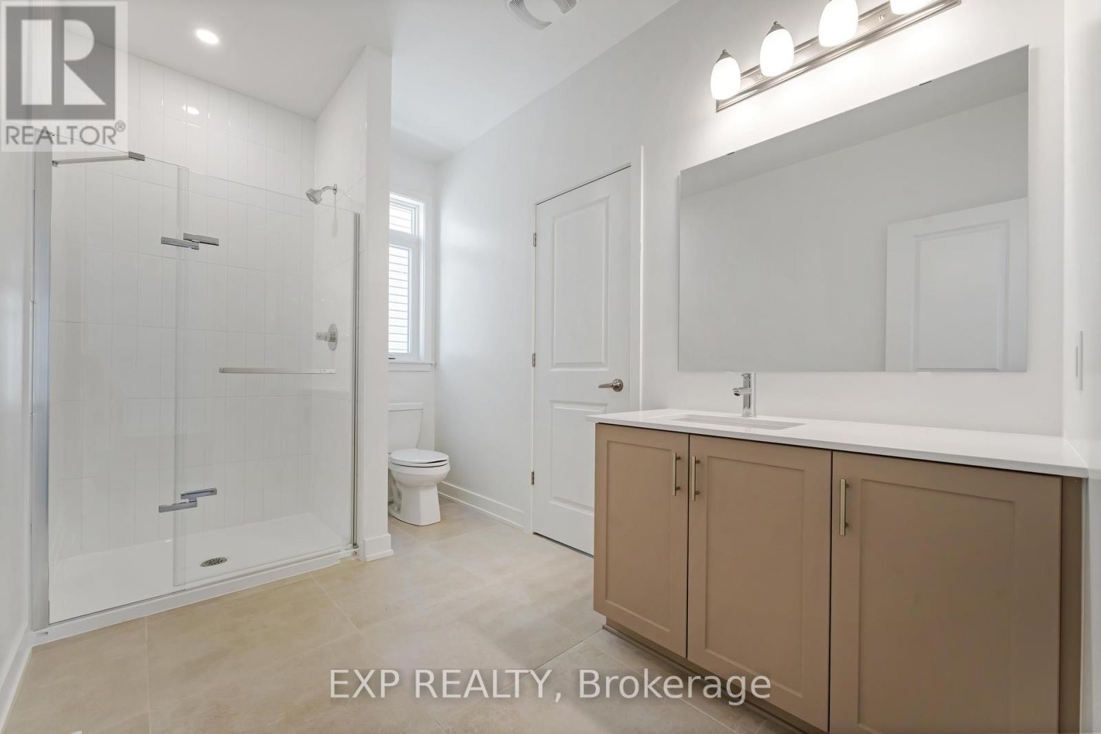 












1752 ROTTERDAM CIRCLE

,
Ottawa,




Ontario
K2W1A5

