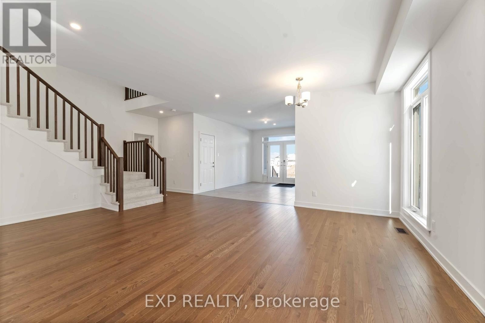 












1752 ROTTERDAM CIRCLE

,
Ottawa,




Ontario
K2W1A5

