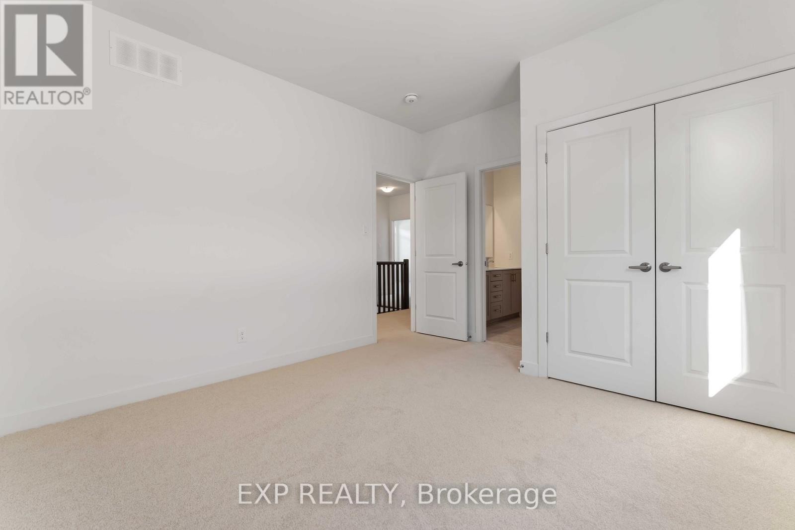 












1752 ROTTERDAM CIRCLE

,
Ottawa,




Ontario
K2W1A5

