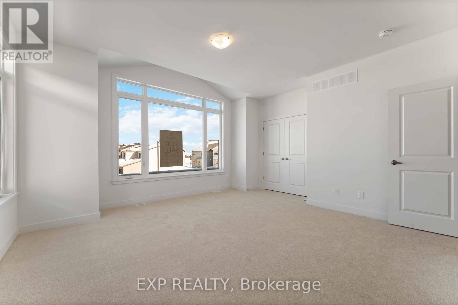 












1752 ROTTERDAM CIRCLE

,
Ottawa,




Ontario
K2W1A5

