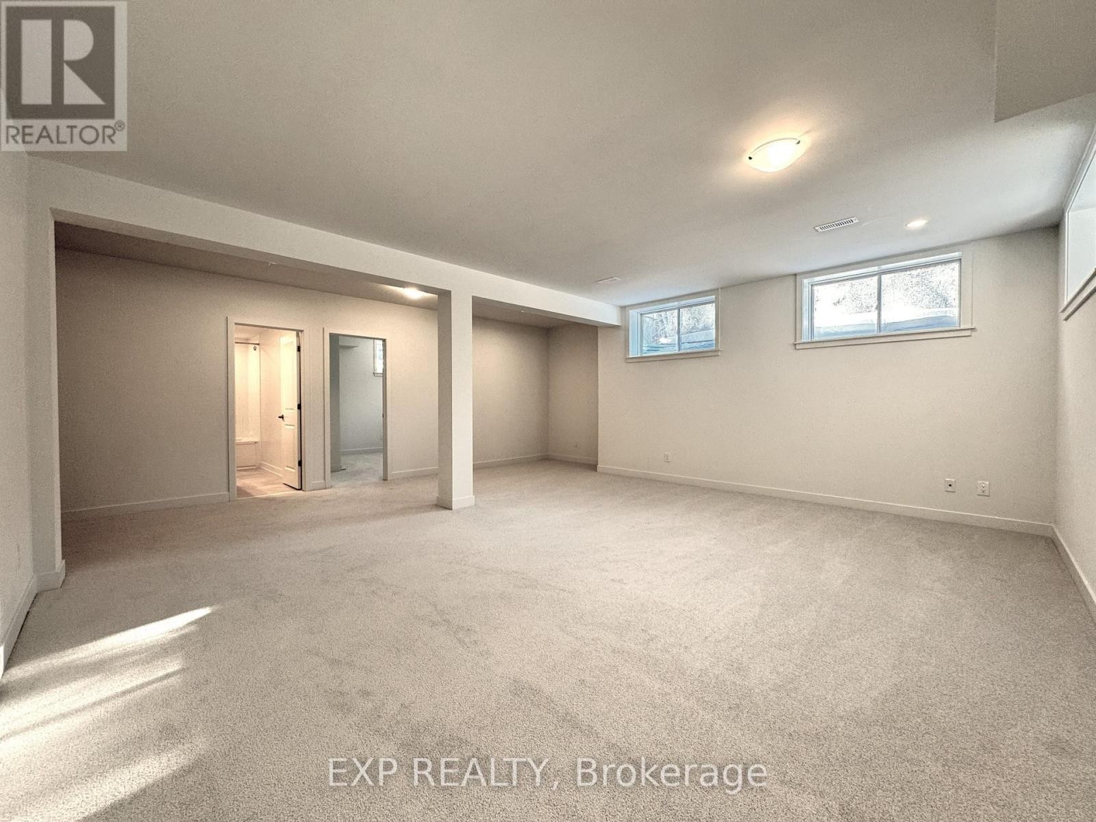 












1752 ROTTERDAM CIRCLE

,
Ottawa,




Ontario
K2W1A5

