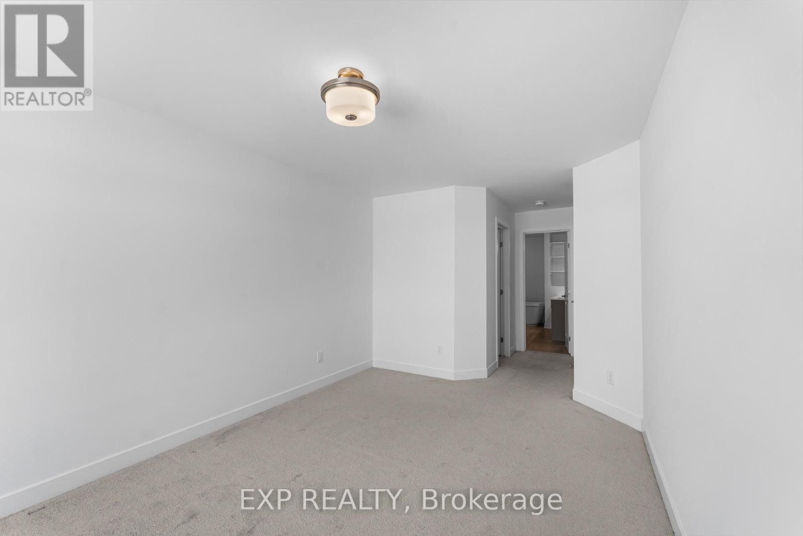 












27 MOOSONEE CRESCENT

,
Ottawa,




Ontario
K4M0L9

