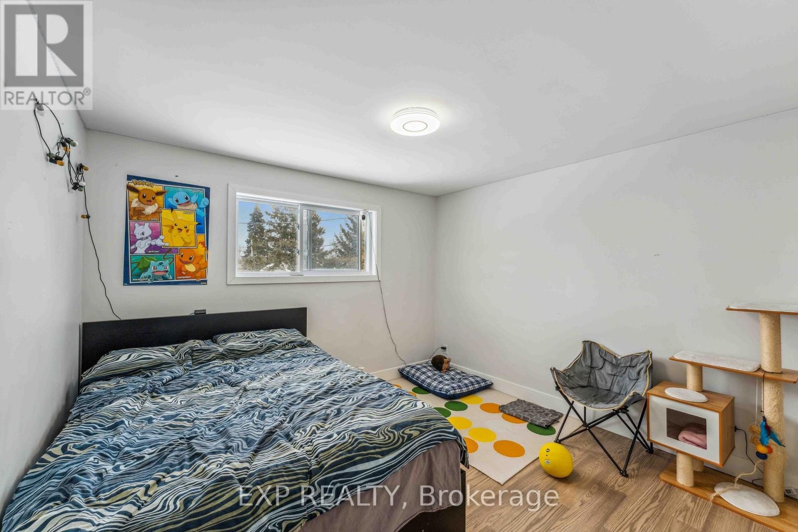 












44 SHERRY LANE

,
Ottawa,




Ontario
K2G3L8

