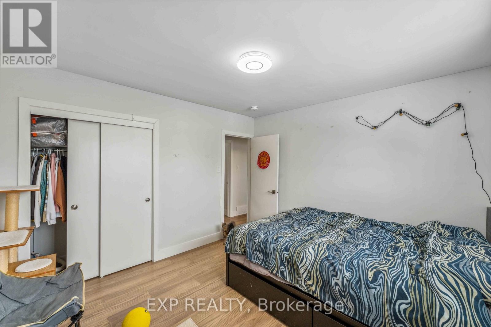 












44 SHERRY LANE

,
Ottawa,




Ontario
K2G3L8

