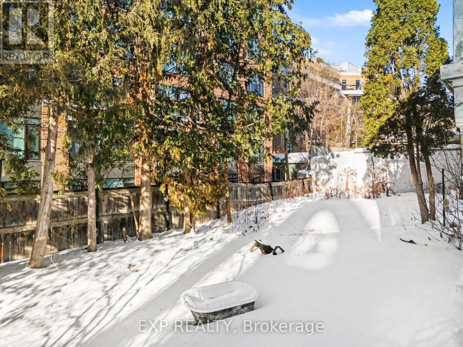 












149 DALY AVENUE

,
Ottawa,




Ontario
K1N6E8

