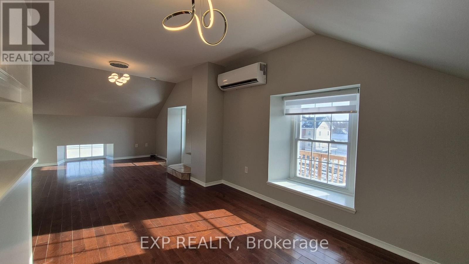 












5 - 98 TO 102 MILL STREET

,
Mississippi Mills,




Ontario
K0A1A0

