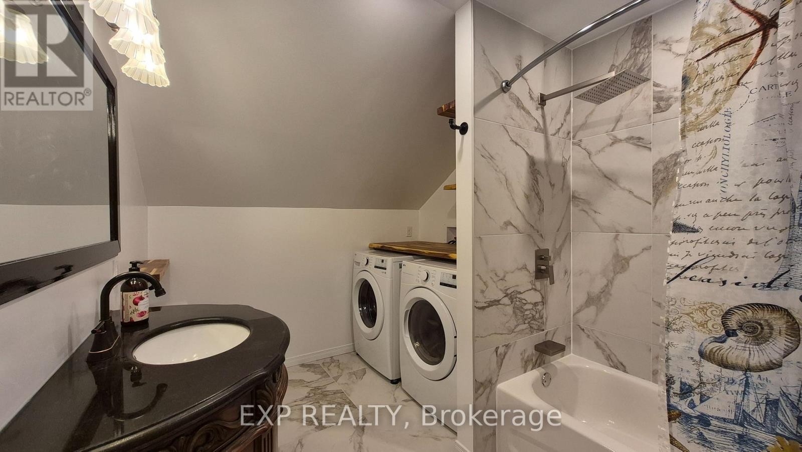 












5 - 98 TO 102 MILL STREET

,
Mississippi Mills,




Ontario
K0A1A0

