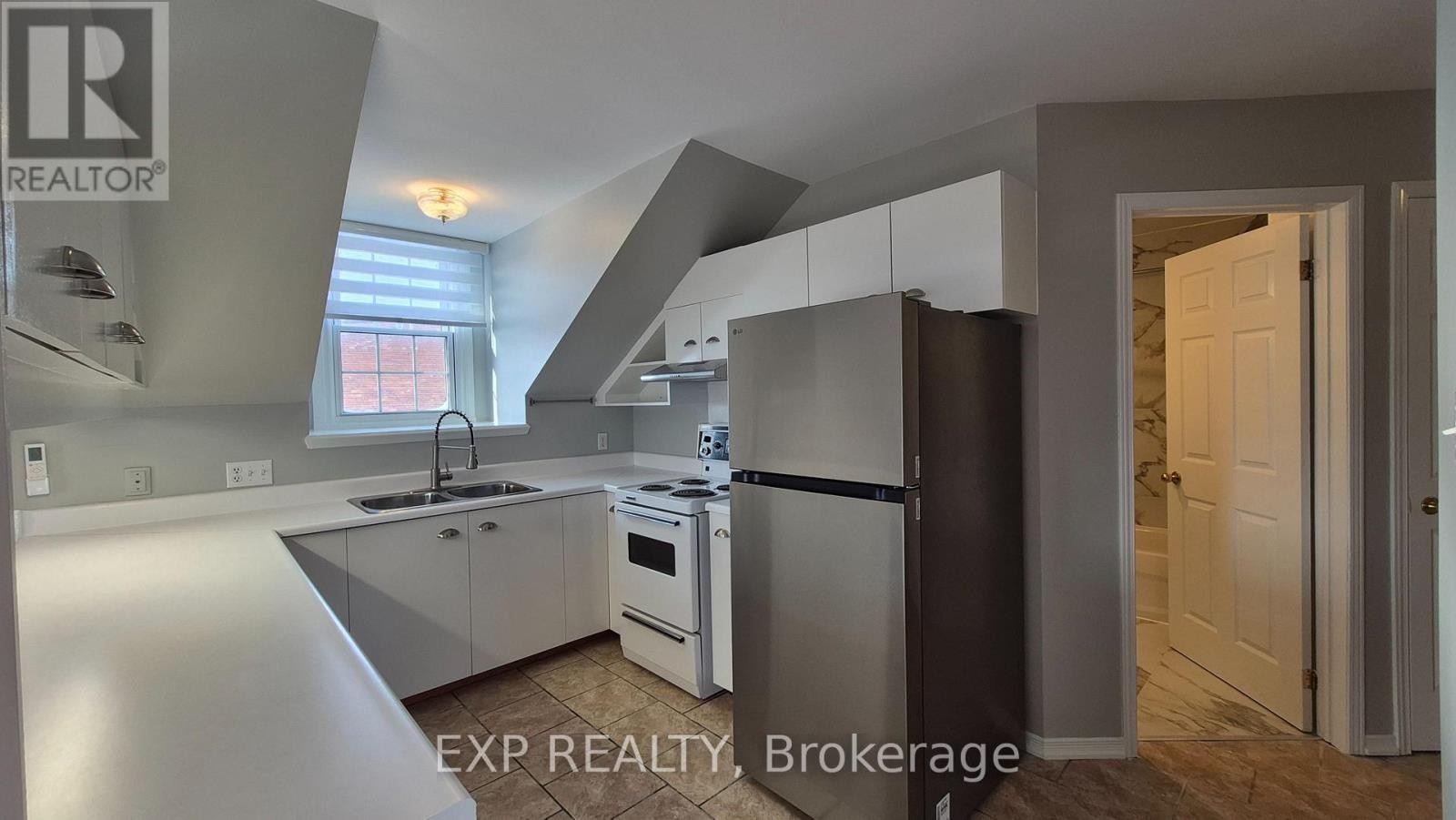 












5 - 98 TO 102 MILL STREET

,
Mississippi Mills,




Ontario
K0A1A0

