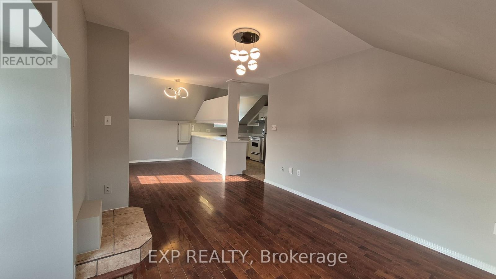 












5 - 98 TO 102 MILL STREET

,
Mississippi Mills,




Ontario
K0A1A0

