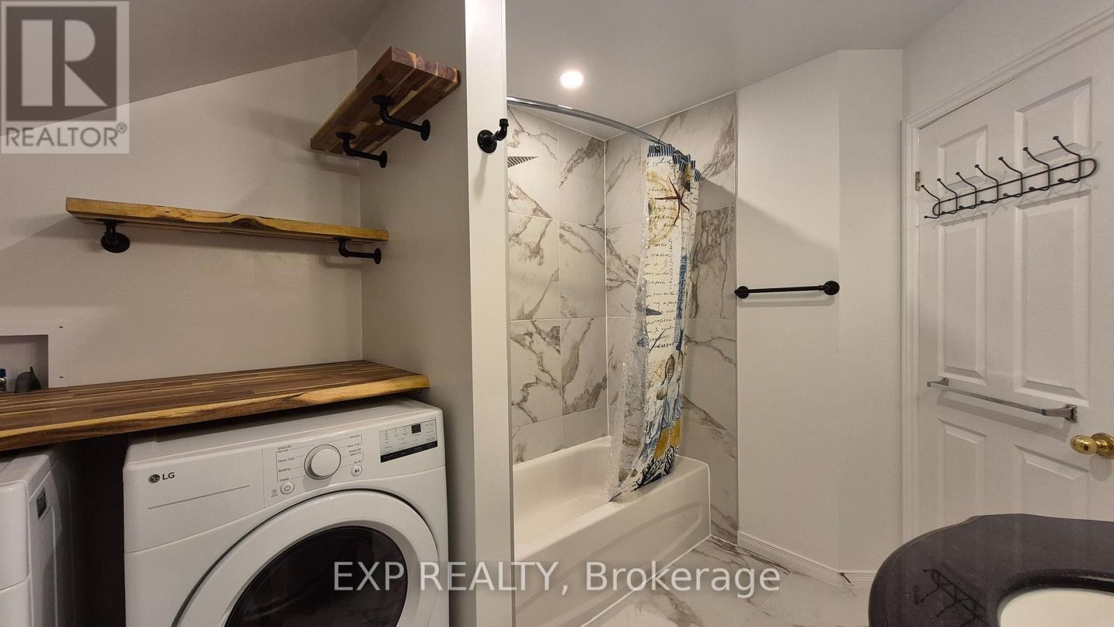 












5 - 98 TO 102 MILL STREET

,
Mississippi Mills,




Ontario
K0A1A0

