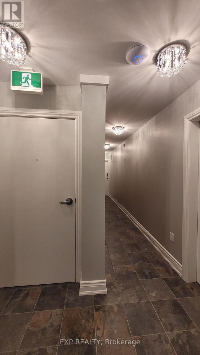 












101 - 157-159 JAMES STREET

,
Ottawa,




Ontario
K1R5M4

