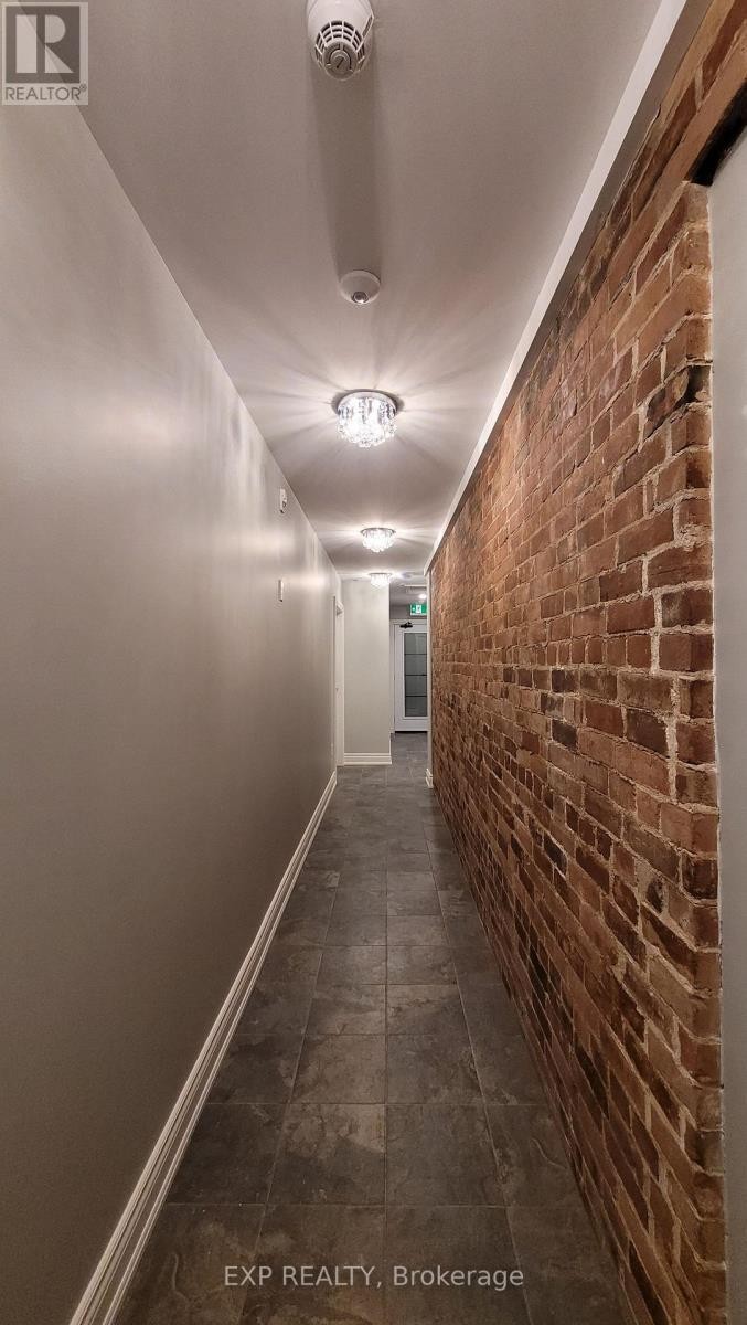 












101 - 157-159 JAMES STREET

,
Ottawa,




Ontario
K1R5M4

