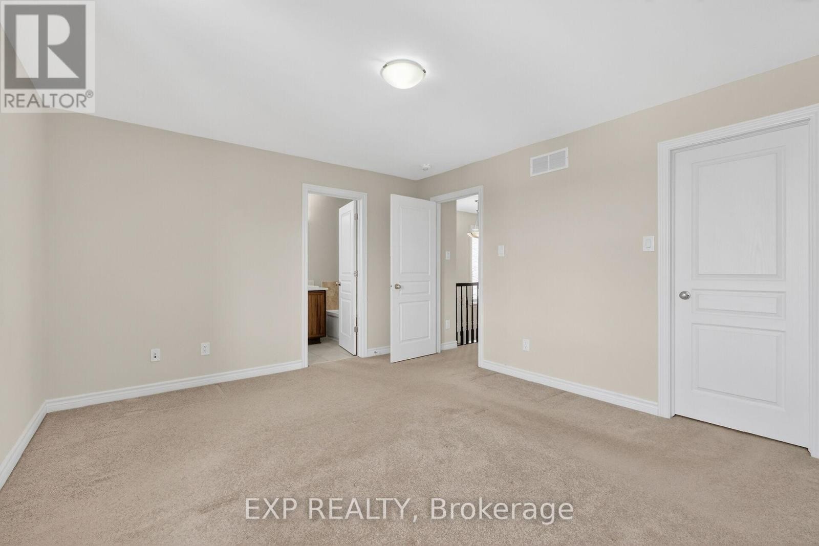 












529 ROWERS WAY

,
Ottawa,




Ontario
K1X0C6

