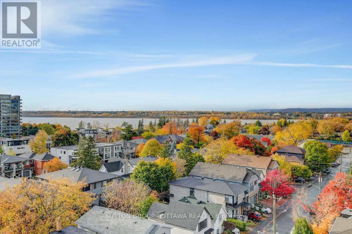 












601 - 399 WINSTON AVENUE

,
Ottawa,




Ontario
K2A1Y8

