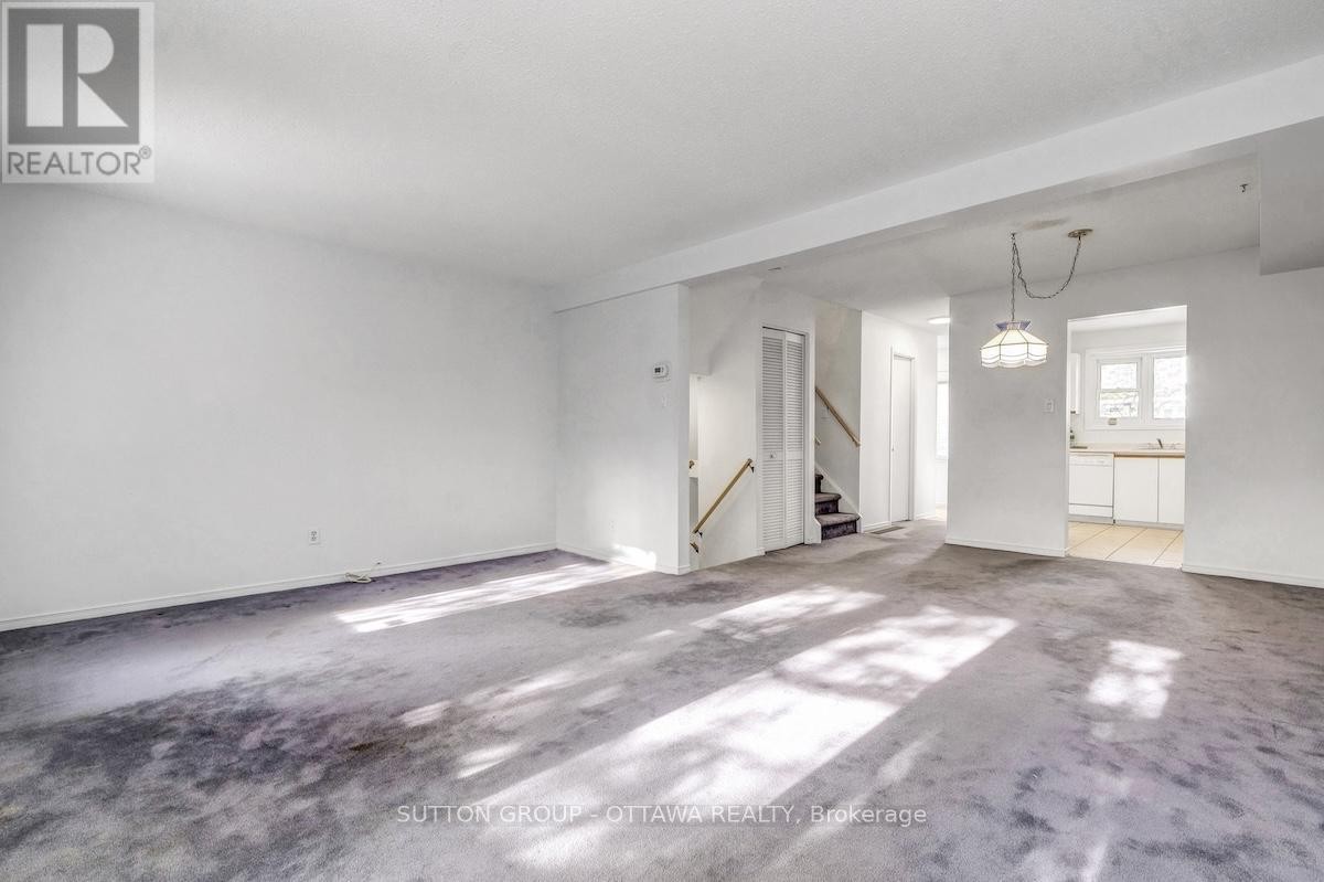 












54 - 920 DYNES ROAD

,
Ottawa,




Ontario
K2C0G8

