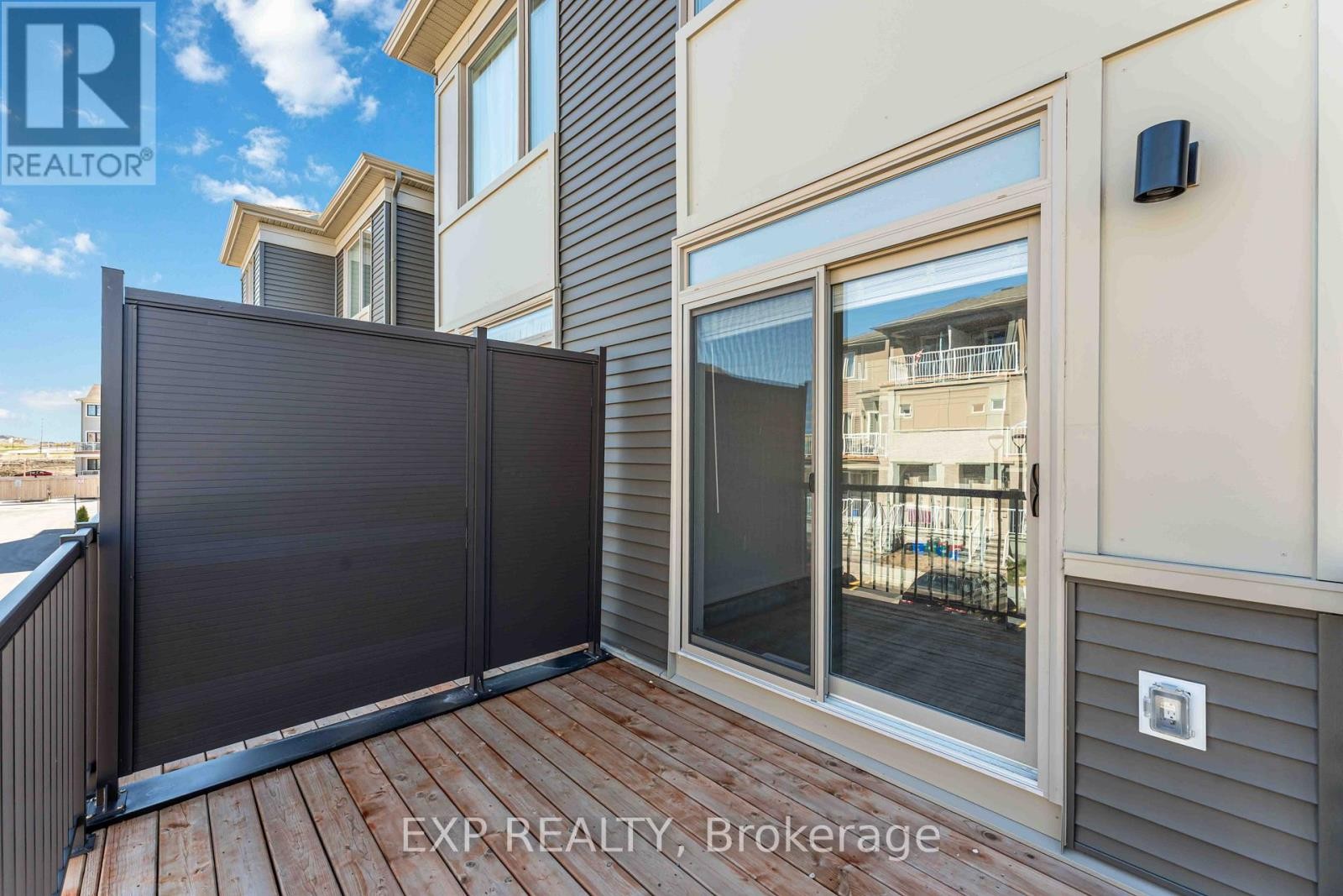 












322 OLIVENITE PRIVATE

,
Ottawa,




Ontario
K2J7J4

