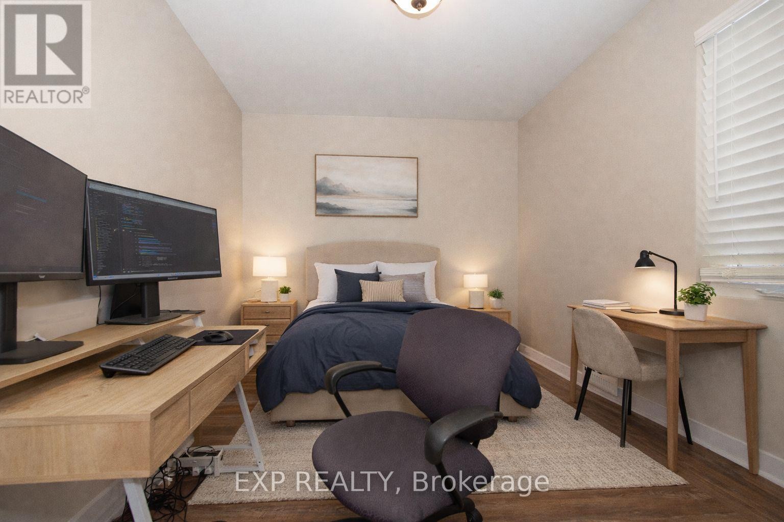 












59 CONCORD STREET N

,
Ottawa,




Ontario
K1S0Y5

