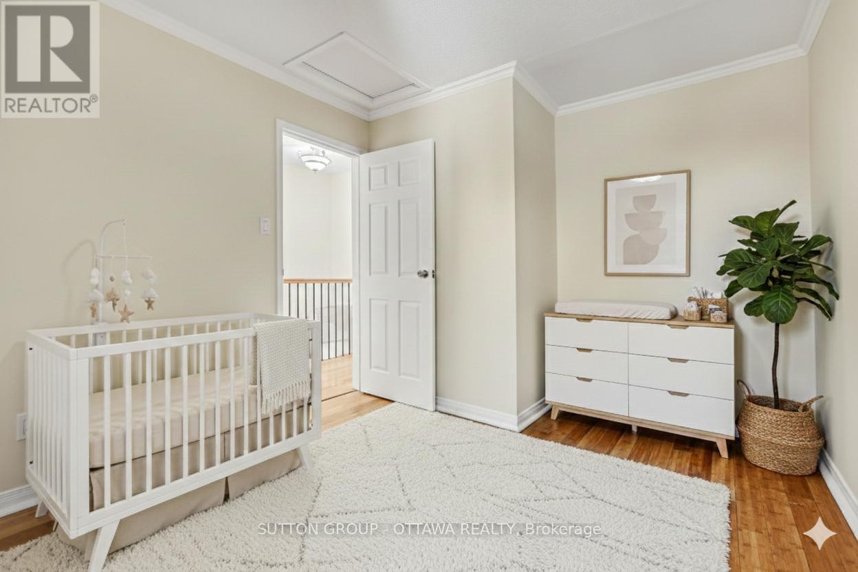 












207 MART CIRCLE

,
Ottawa,




Ontario
K1K4K2

