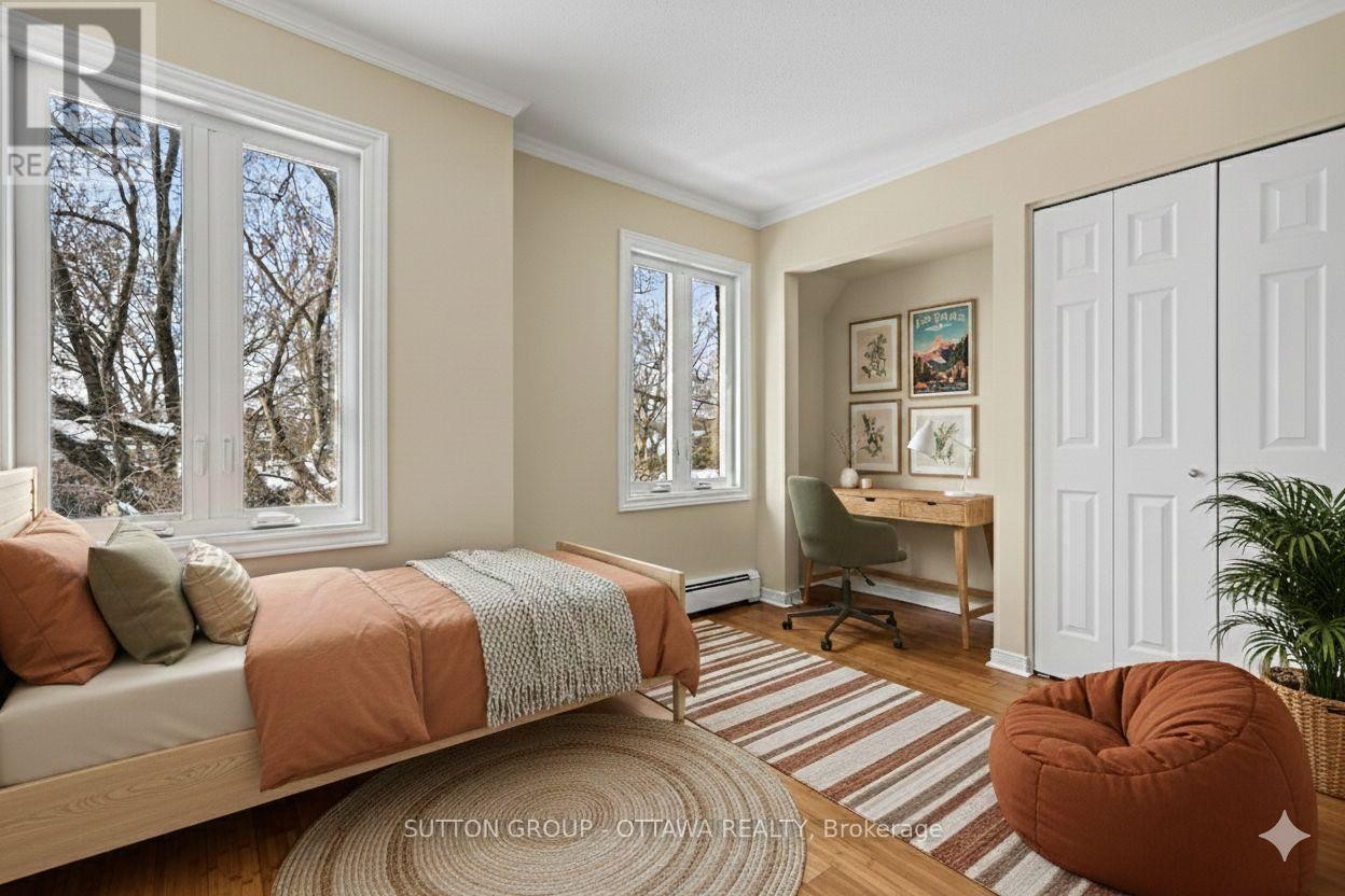 












207 MART CIRCLE

,
Ottawa,




Ontario
K1K4K2

