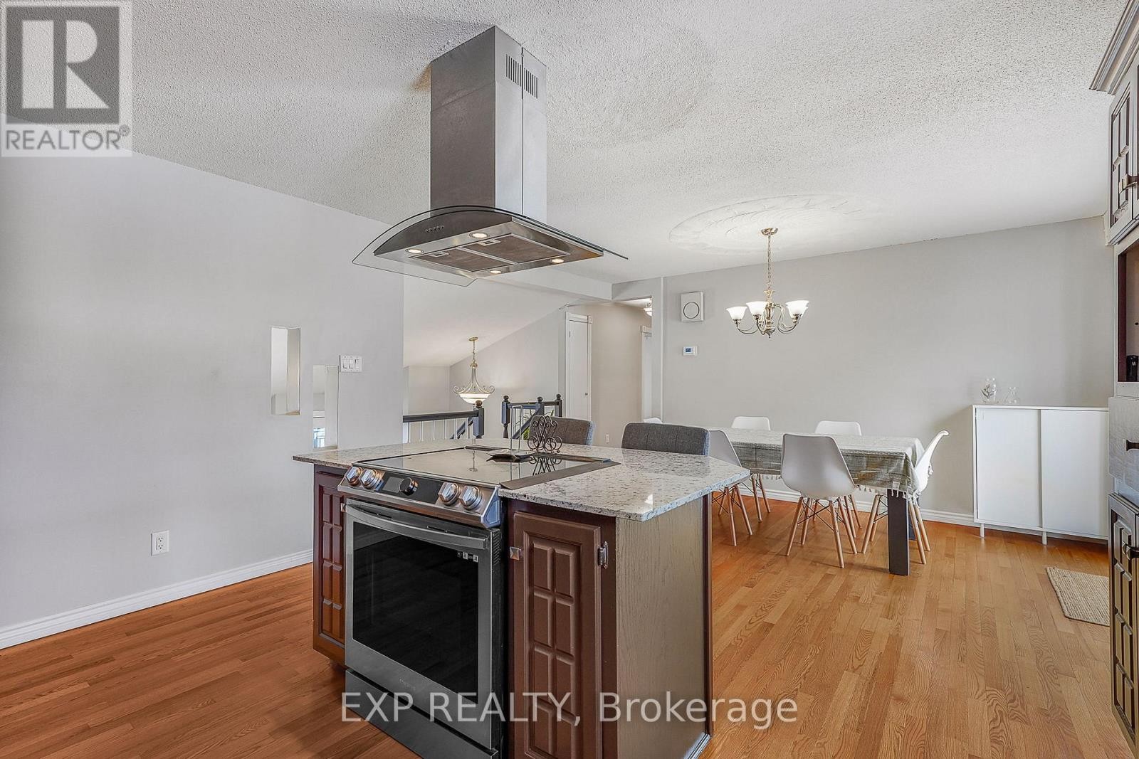 












564 DU GOLF ROAD

,
Clarence-Rockland,




Ontario
K0A2A0

