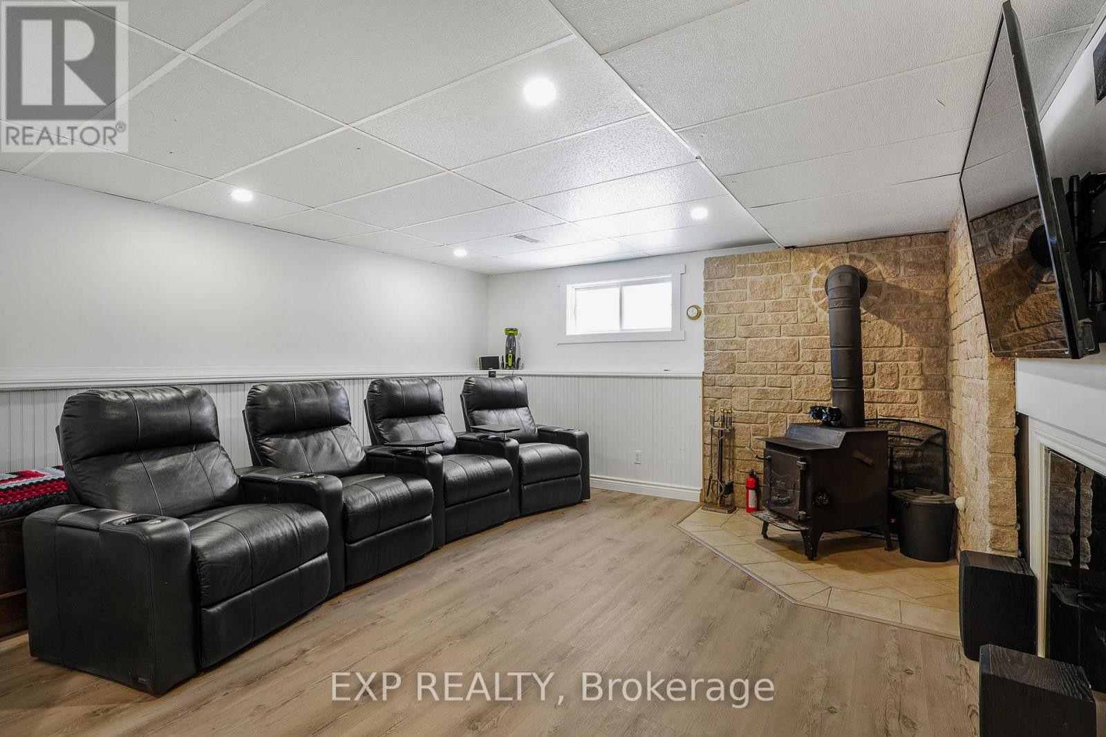 












564 DU GOLF ROAD

,
Clarence-Rockland,




Ontario
K0A2A0

