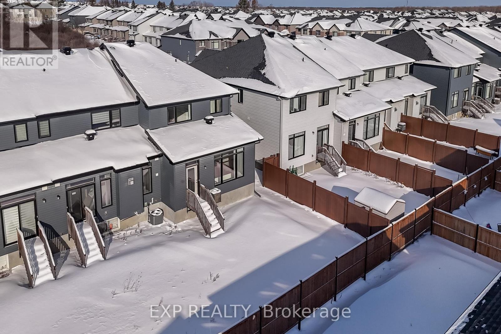 












914 ALVAREZ LANE

,
Ottawa,




Ontario
K1T0W2

