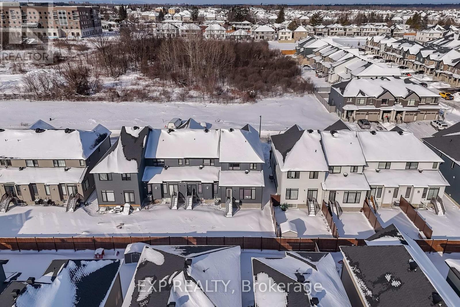 












914 ALVAREZ LANE

,
Ottawa,




Ontario
K1T0W2

