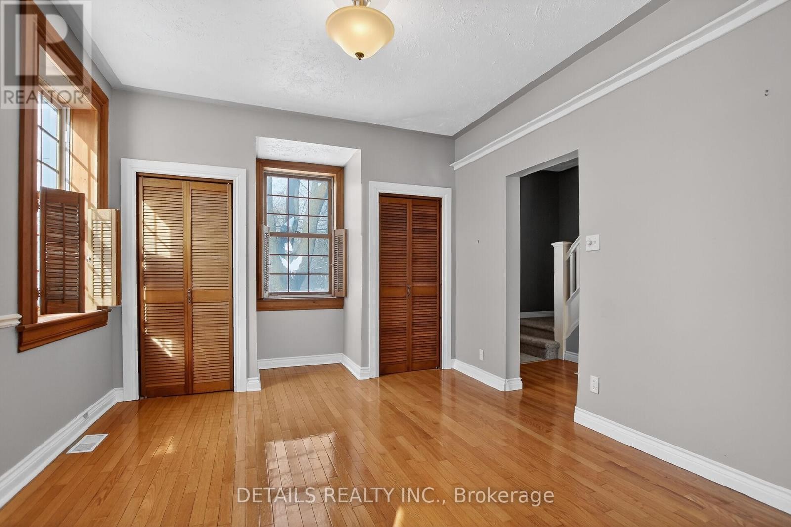 












5554 OSGOODE MAIN STREET

,
Ottawa,




Ontario
K0A2W0

