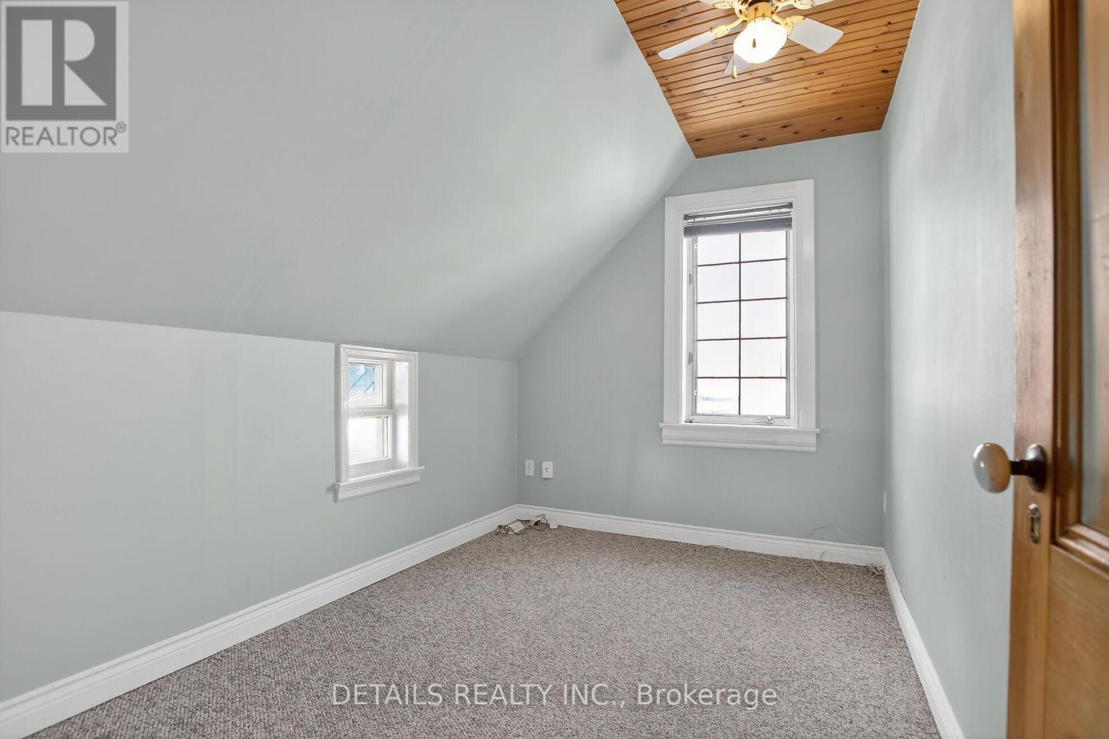 












5554 OSGOODE MAIN STREET

,
Ottawa,




Ontario
K0A2W0

