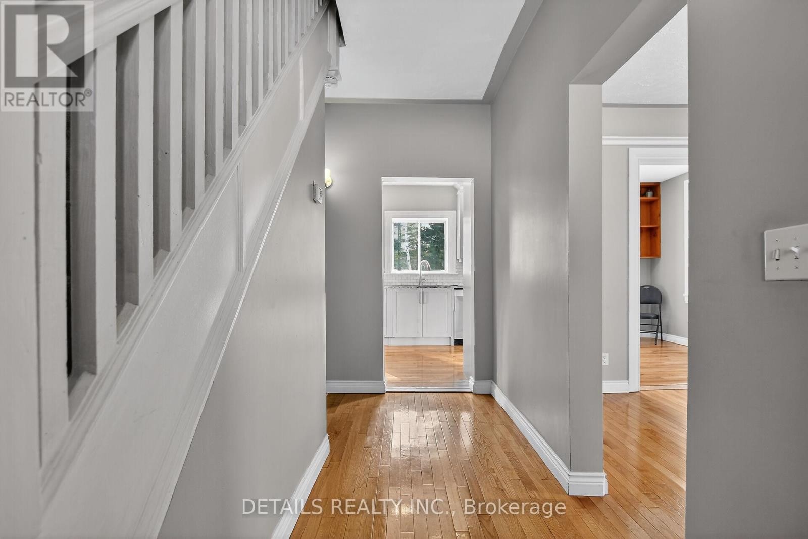 












5554 OSGOODE MAIN STREET

,
Ottawa,




Ontario
K0A2W0

