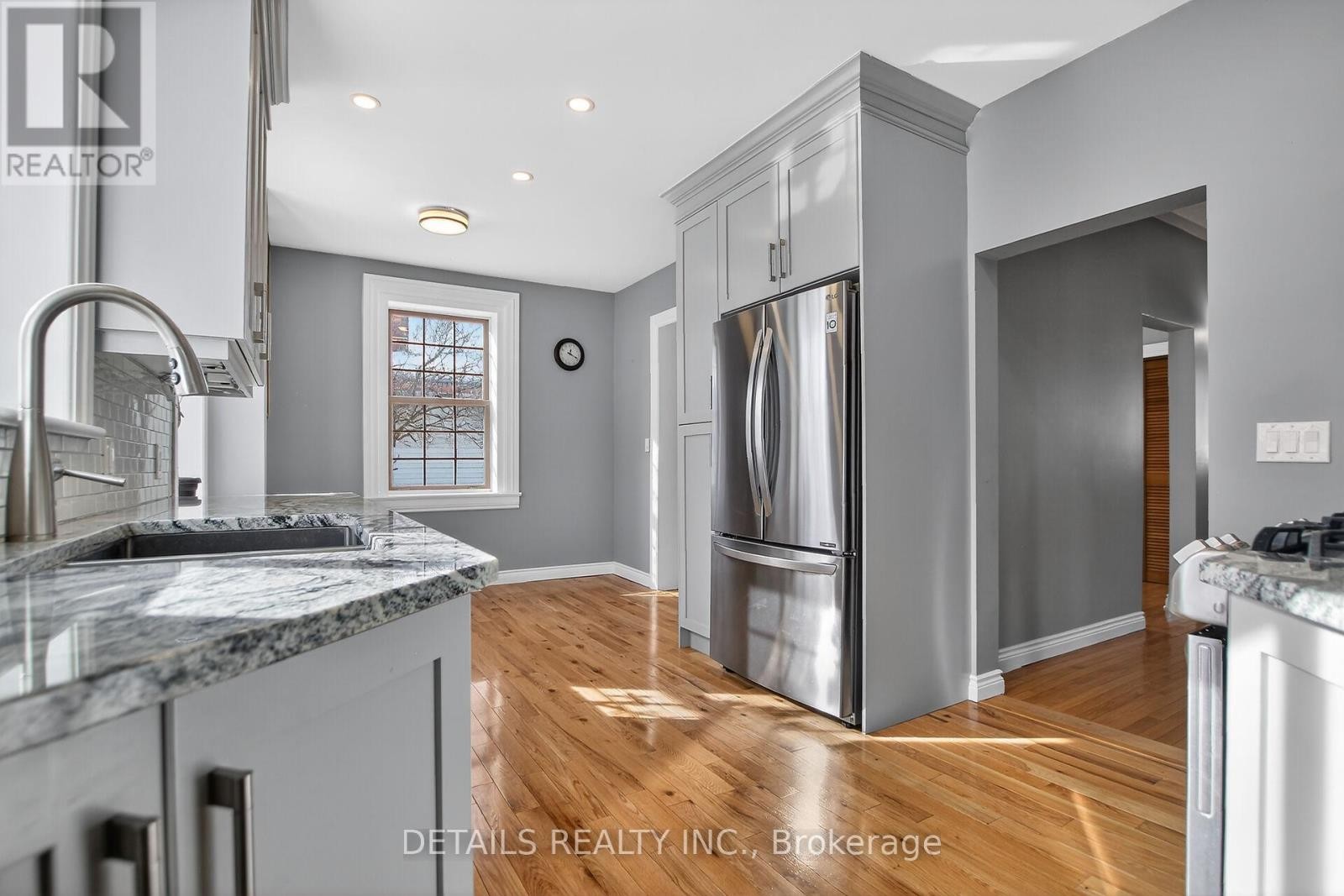 












5554 OSGOODE MAIN STREET

,
Ottawa,




Ontario
K0A2W0

