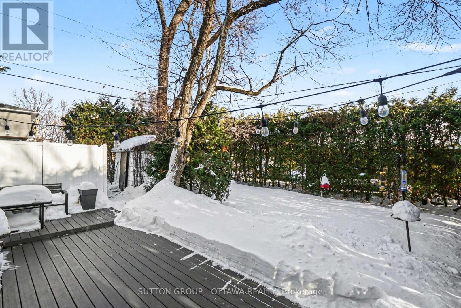 












90 WITHROW AVENUE

,
Ottawa,




Ontario
K2G2J5

