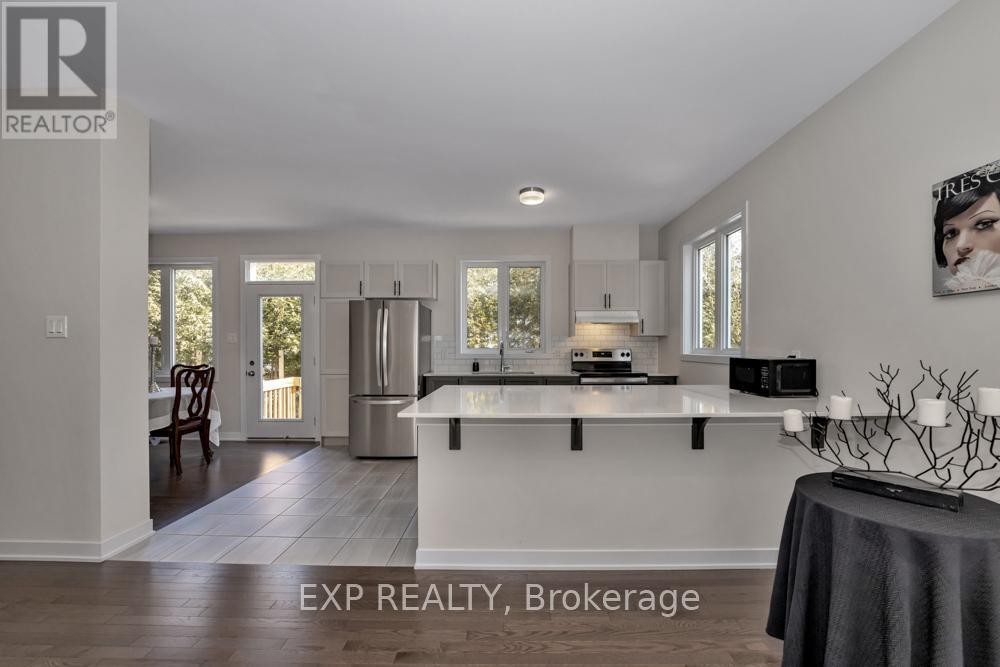 












279 FALSETTO STREET

,
Ottawa,




Ontario
K1W0S4

