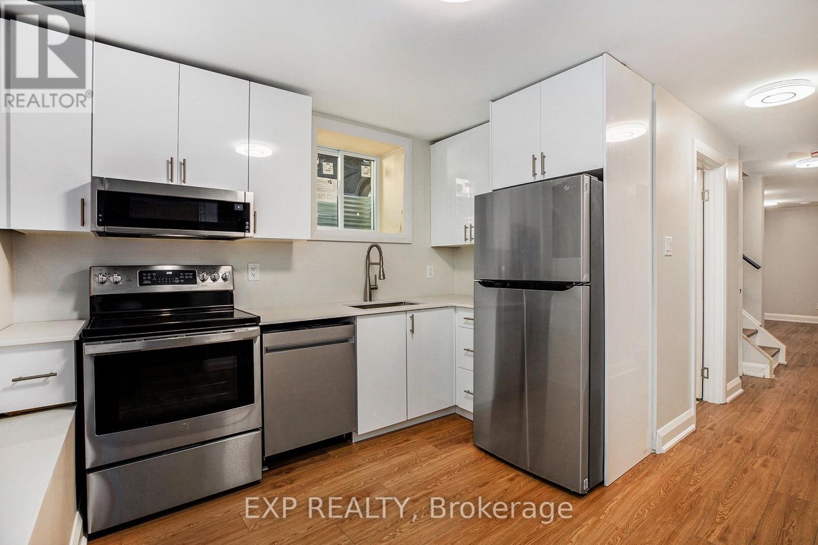 












#1 - 838 ST. LAURENT BOULEVARD

,
Ottawa,




Ontario
K1K3A9

