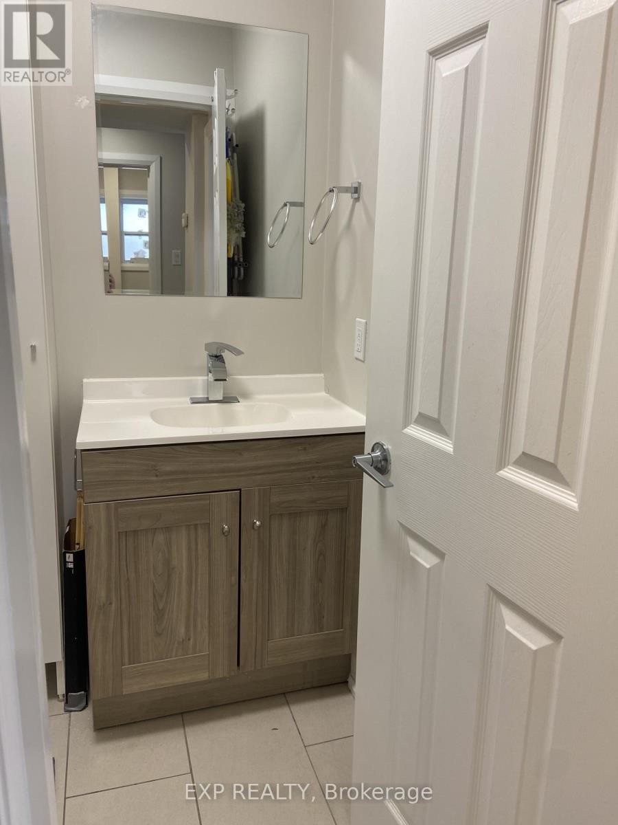 












#2 - 838 ST. LAURENT BOULEVARD

,
Ottawa,




Ontario
K1K3A9

