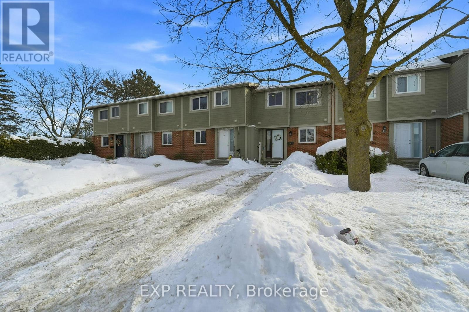 












78 - 36 BARROW CRESCENT

,
Ottawa,




Ontario
K2L2K1

