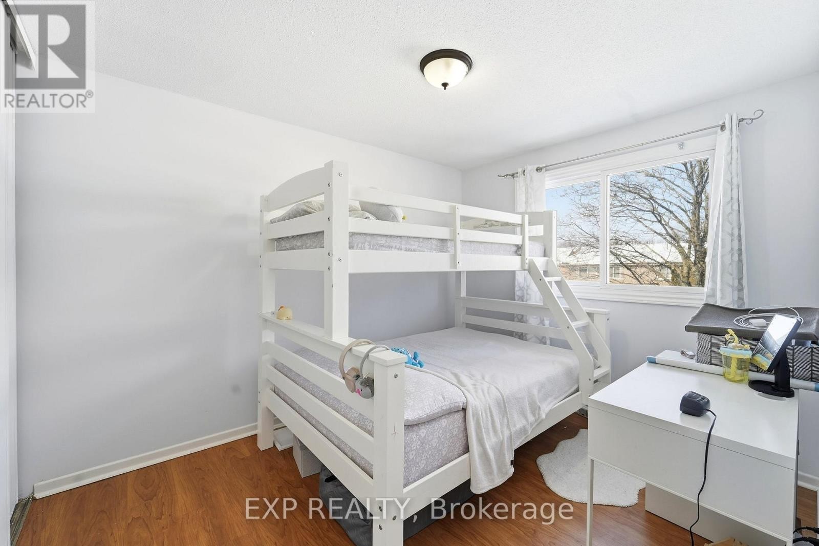 












78 - 36 BARROW CRESCENT

,
Ottawa,




Ontario
K2L2K1

