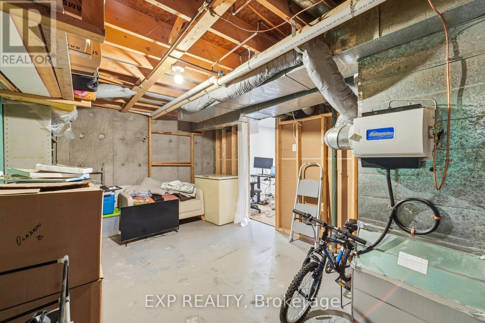 












78 - 36 BARROW CRESCENT

,
Ottawa,




Ontario
K2L2K1

