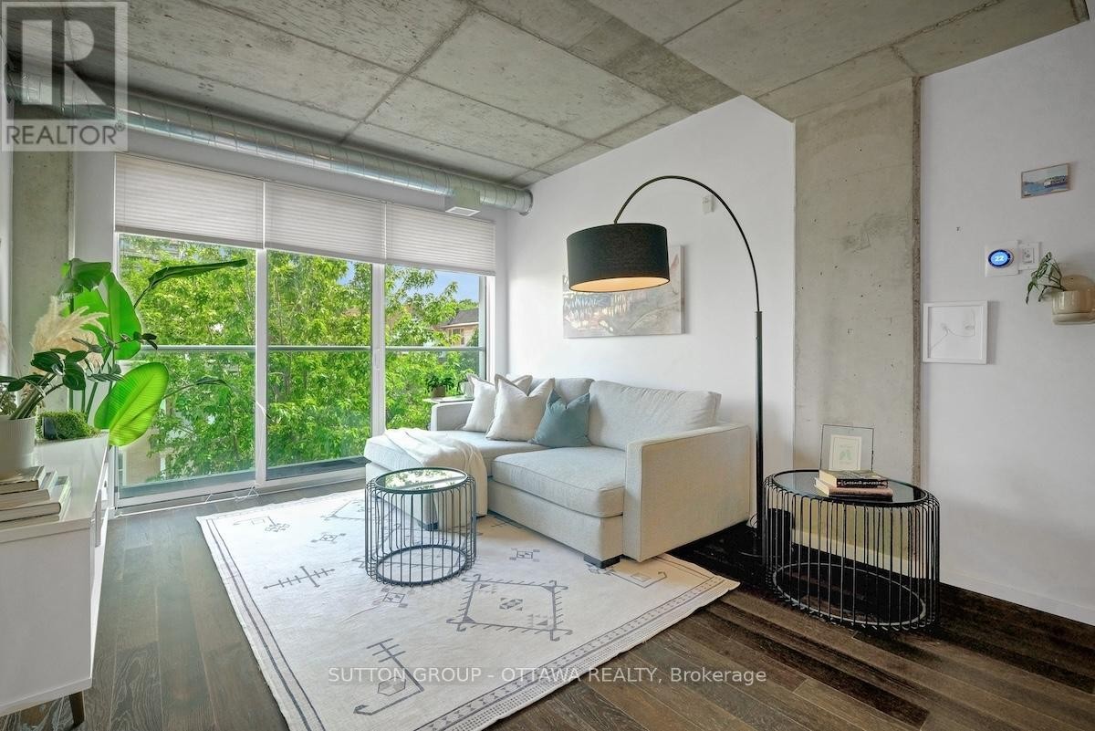 












308 - 1000 WELLINGTON STREET W

,
Ottawa,




Ontario
K1Y2X9

