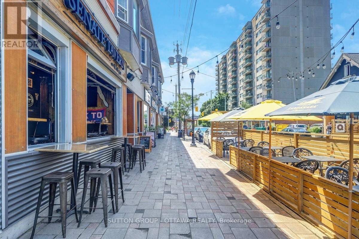 












308 - 1000 WELLINGTON STREET W

,
Ottawa,




Ontario
K1Y2X9

