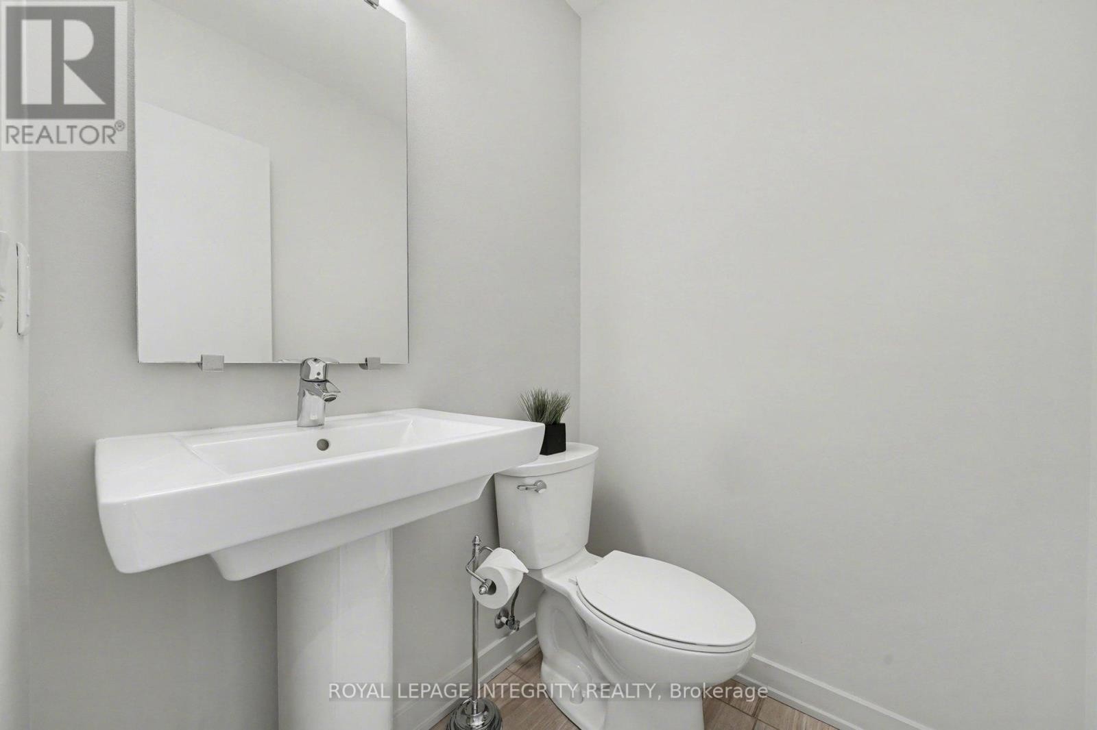 












725 GUARDIAN GROVE

,
Ottawa,




Ontario
K1X0B2

