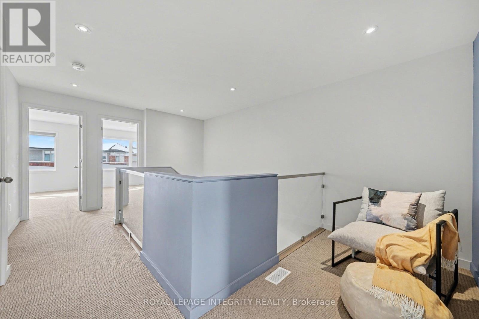 












725 GUARDIAN GROVE

,
Ottawa,




Ontario
K1X0B2

