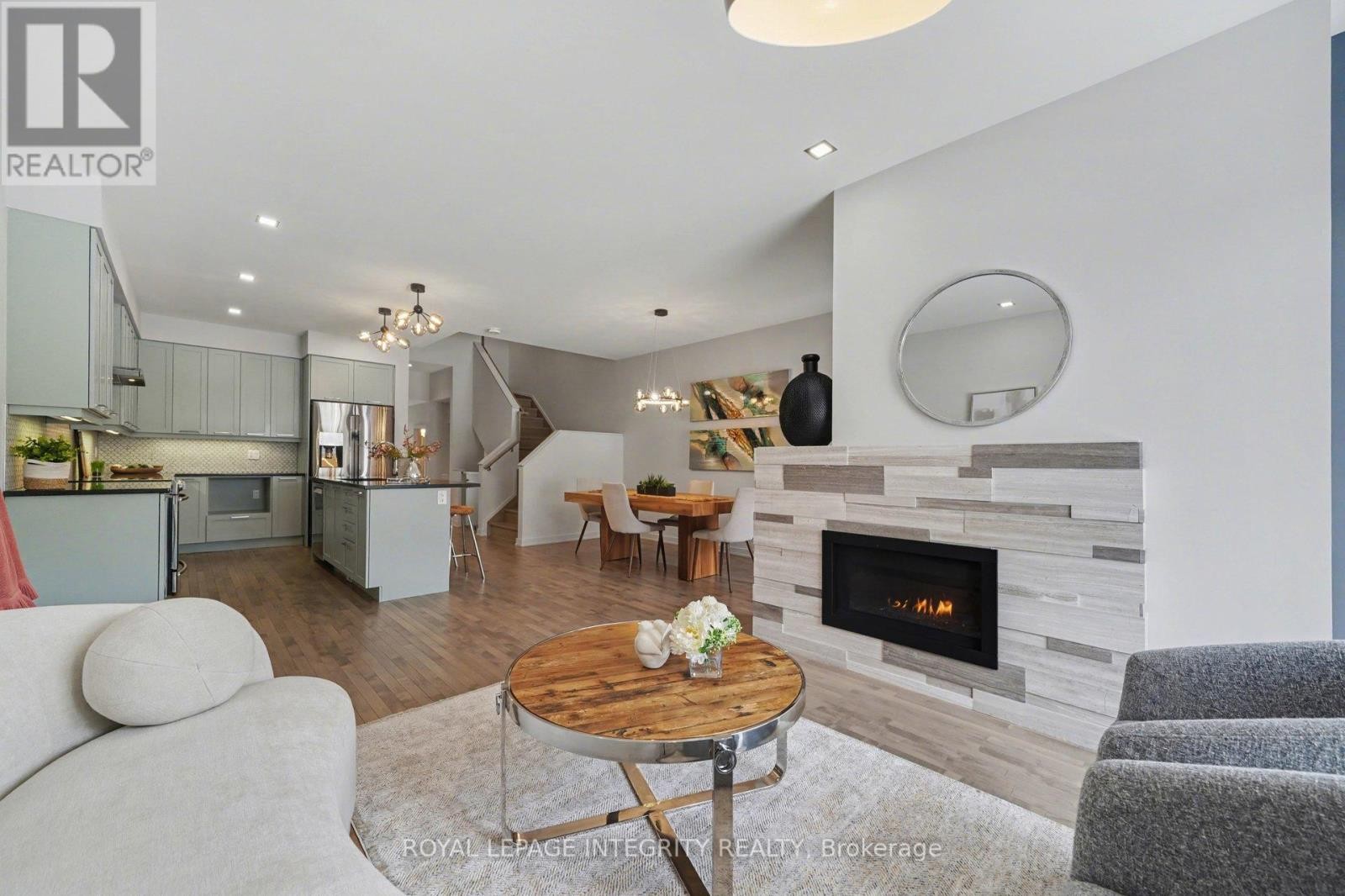 












725 GUARDIAN GROVE

,
Ottawa,




Ontario
K1X0B2

